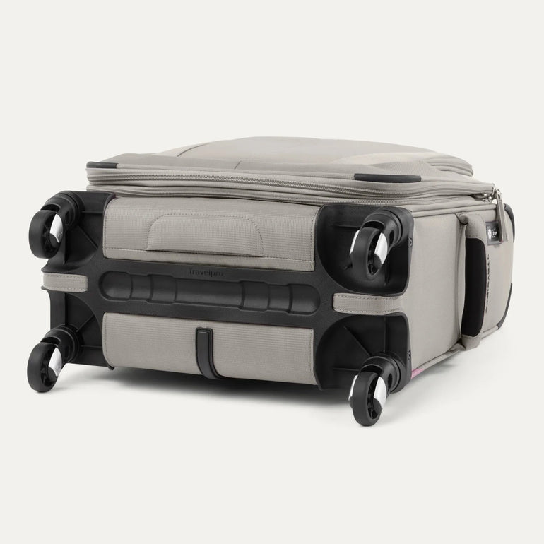 Travelpro Luggage Travelpro Maxlite 5 International Carry-On Spinner Luggage