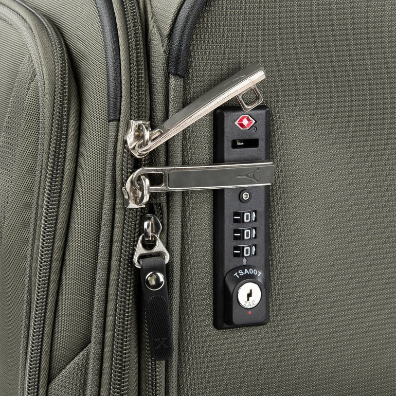 Travelpro Luggage Travelpro Maxlite 5 International Carry-On Spinner Luggage