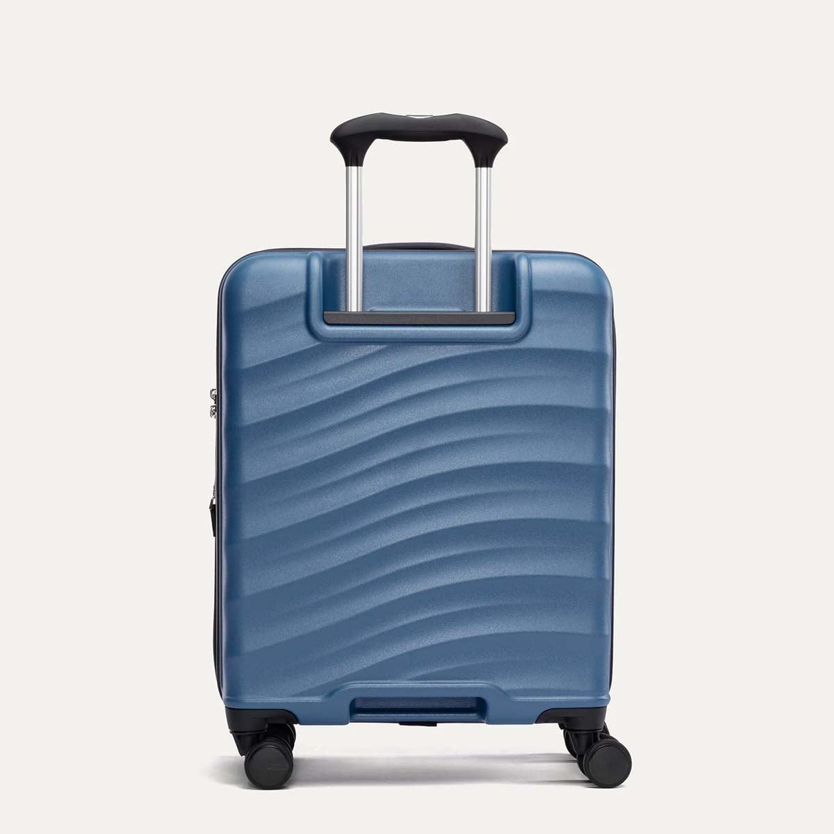 Travelpro Luggage Travelpro Maxlite Air V2 International Carry-On Hardside Spinner