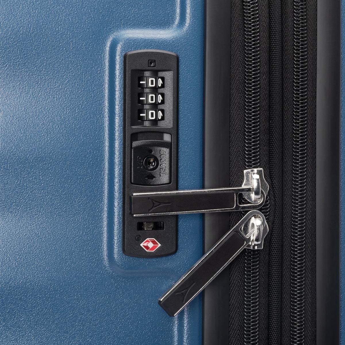 Travelpro Luggage Travelpro Maxlite Air V2 Large Check-In Hardside Spinner