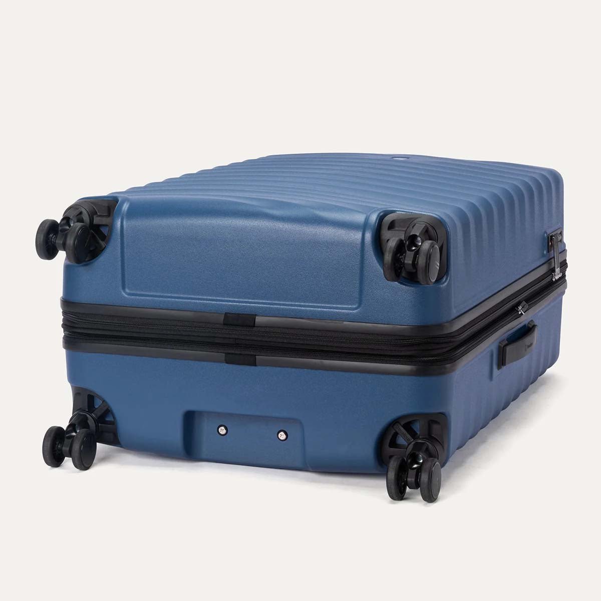 Travelpro Luggage Travelpro Maxlite Air V2 Large Check-In Hardside Spinner