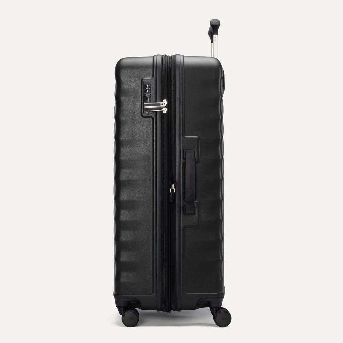 Travelpro Luggage Travelpro Maxlite Air V2 Large Check-In Hardside Spinner