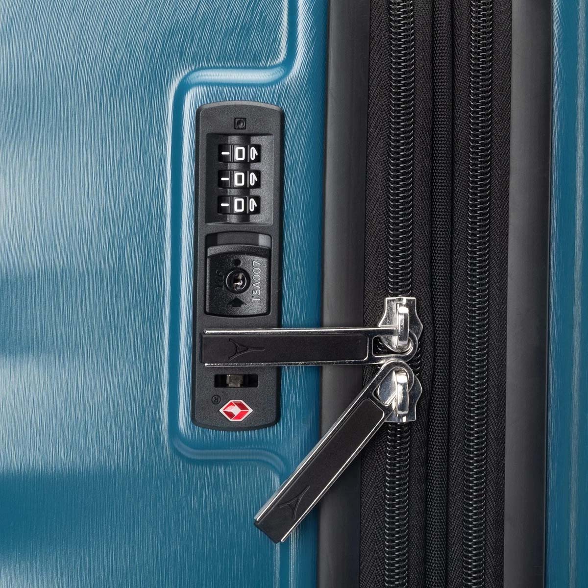 Travelpro Luggage Travelpro Maxlite Air V2 Large Check-In Hardside Spinner