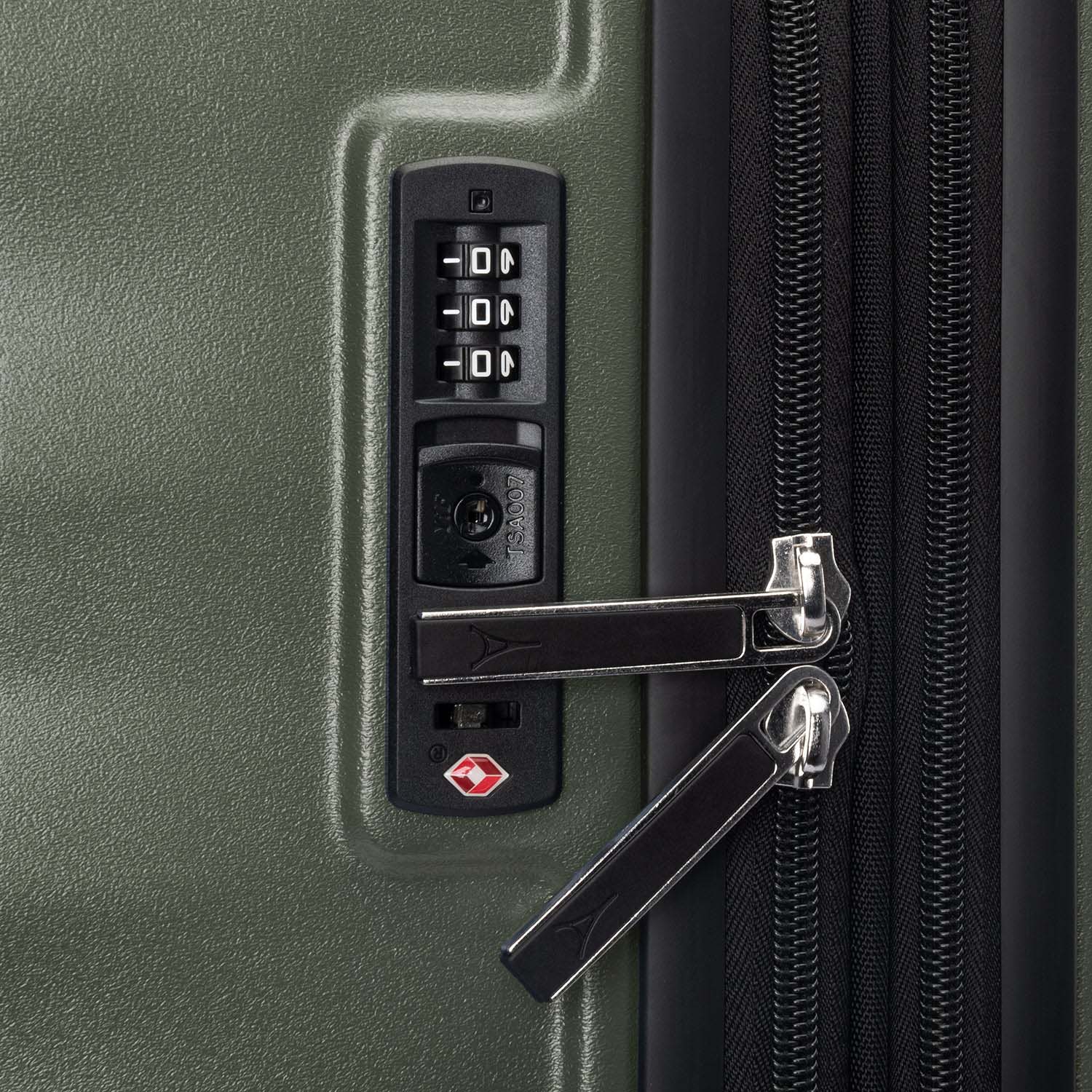 Travelpro Luggage Travelpro Maxlite Air V2 Large Check-In Hardside Spinner