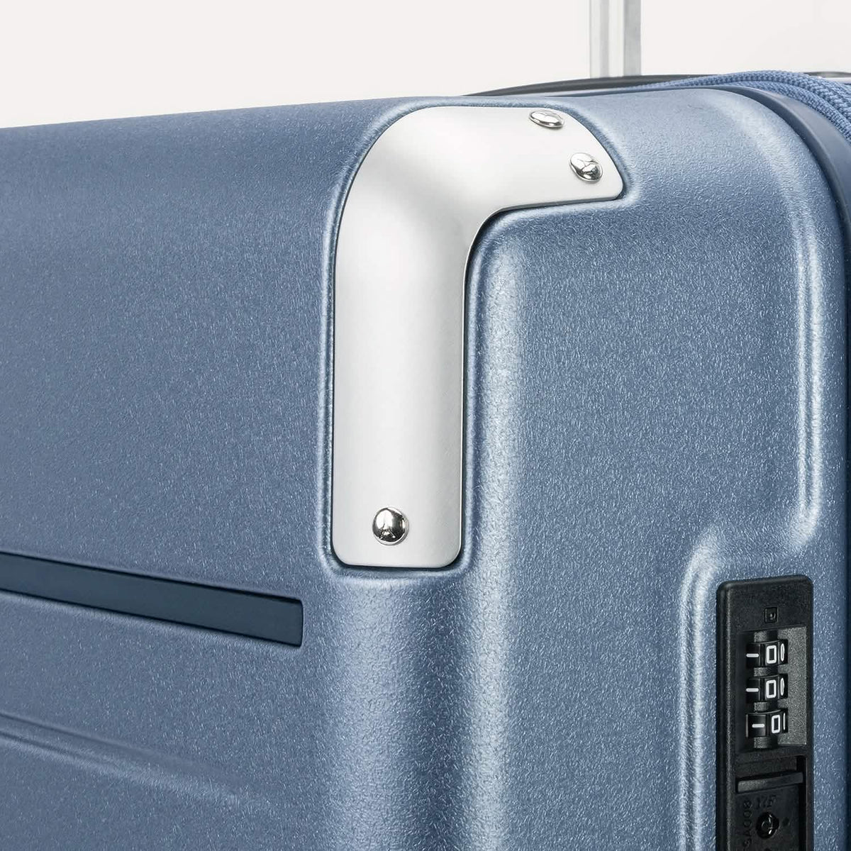 Travelpro Luggage Travelpro Platinum Elite Check-In Hardside Spinner Large Luggage