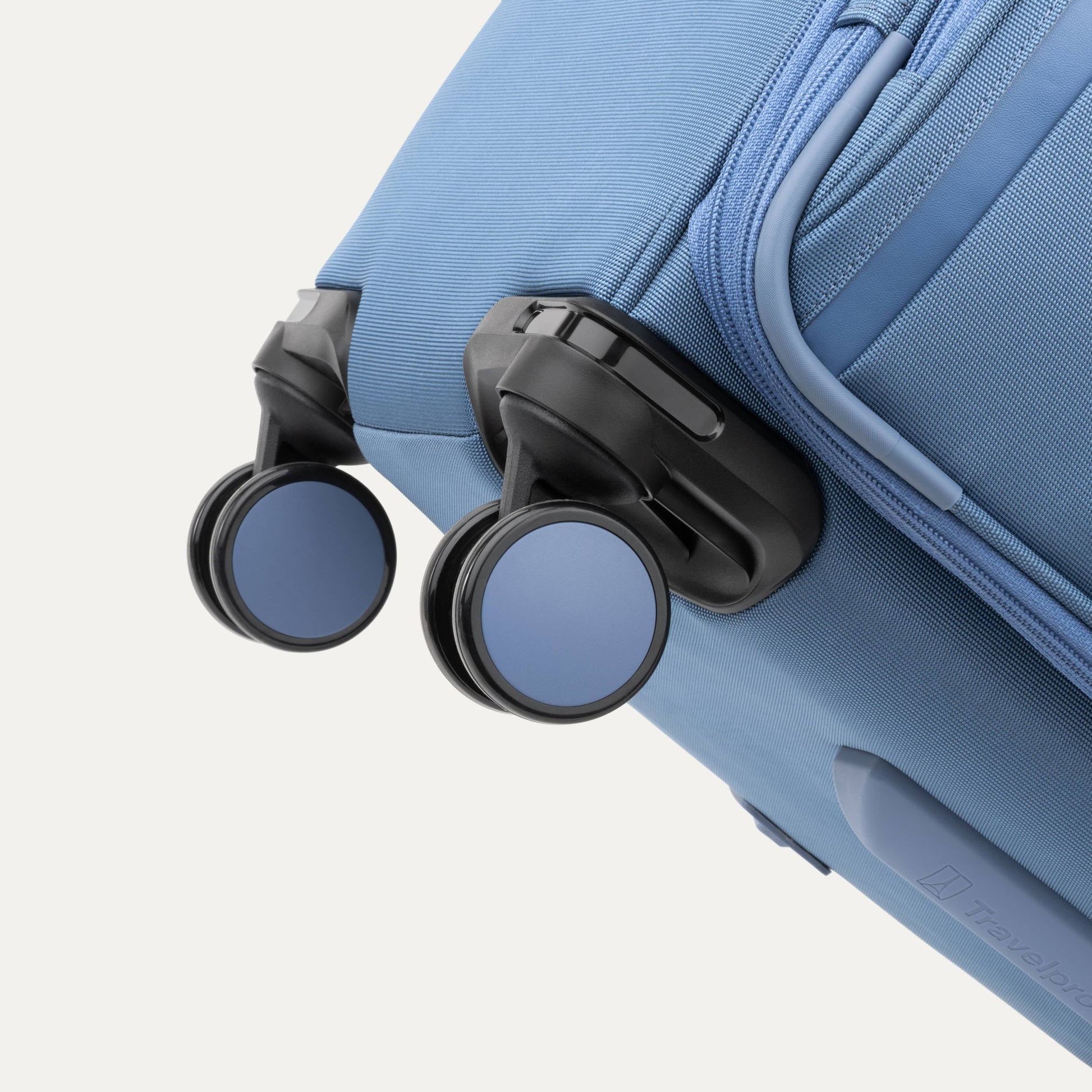 Travelpro Luggage Travelpro VersaPack+ Large Check-In Expandable Spinner Luggage