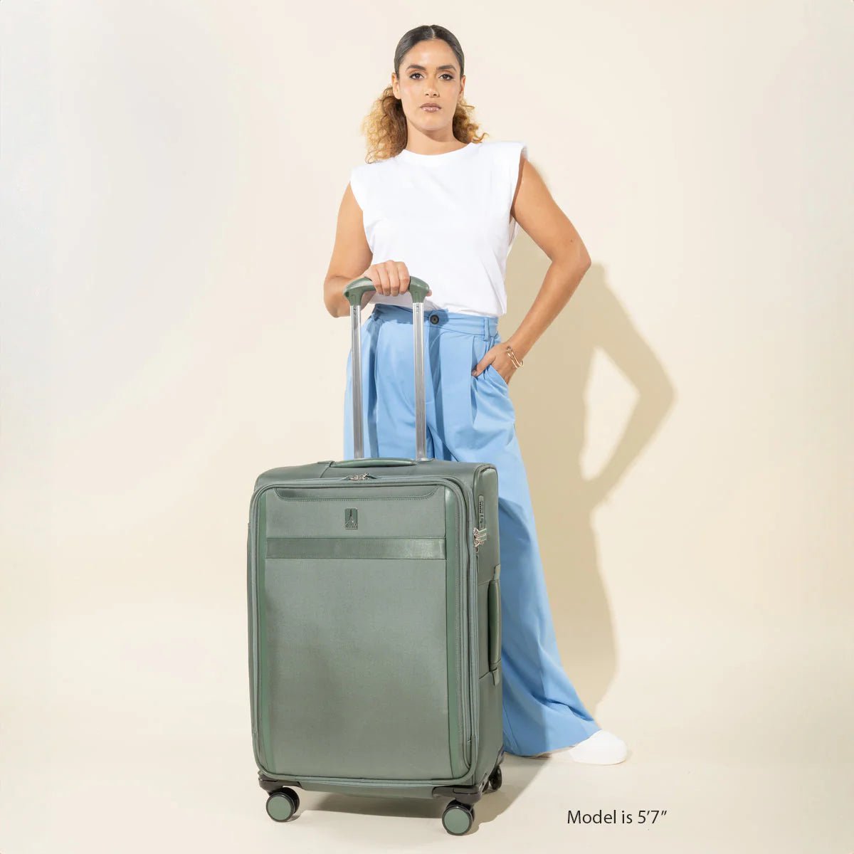 Travelpro Luggage Travelpro VersaPack+ Medium Check-In Expandable Spinner Luggage