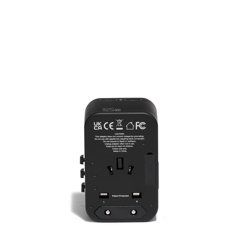Tumi Adapter Black Tumi 65W Universal Power Adapter