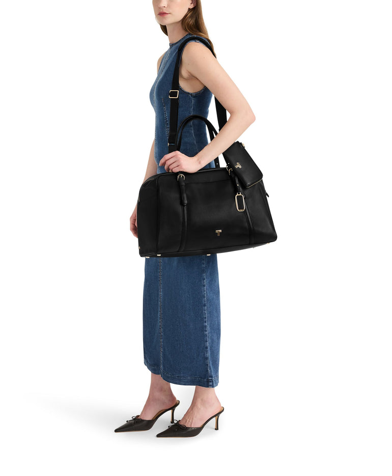 Tumi Duffles Tumi Voyageur Leather Oaklynn Weekender
