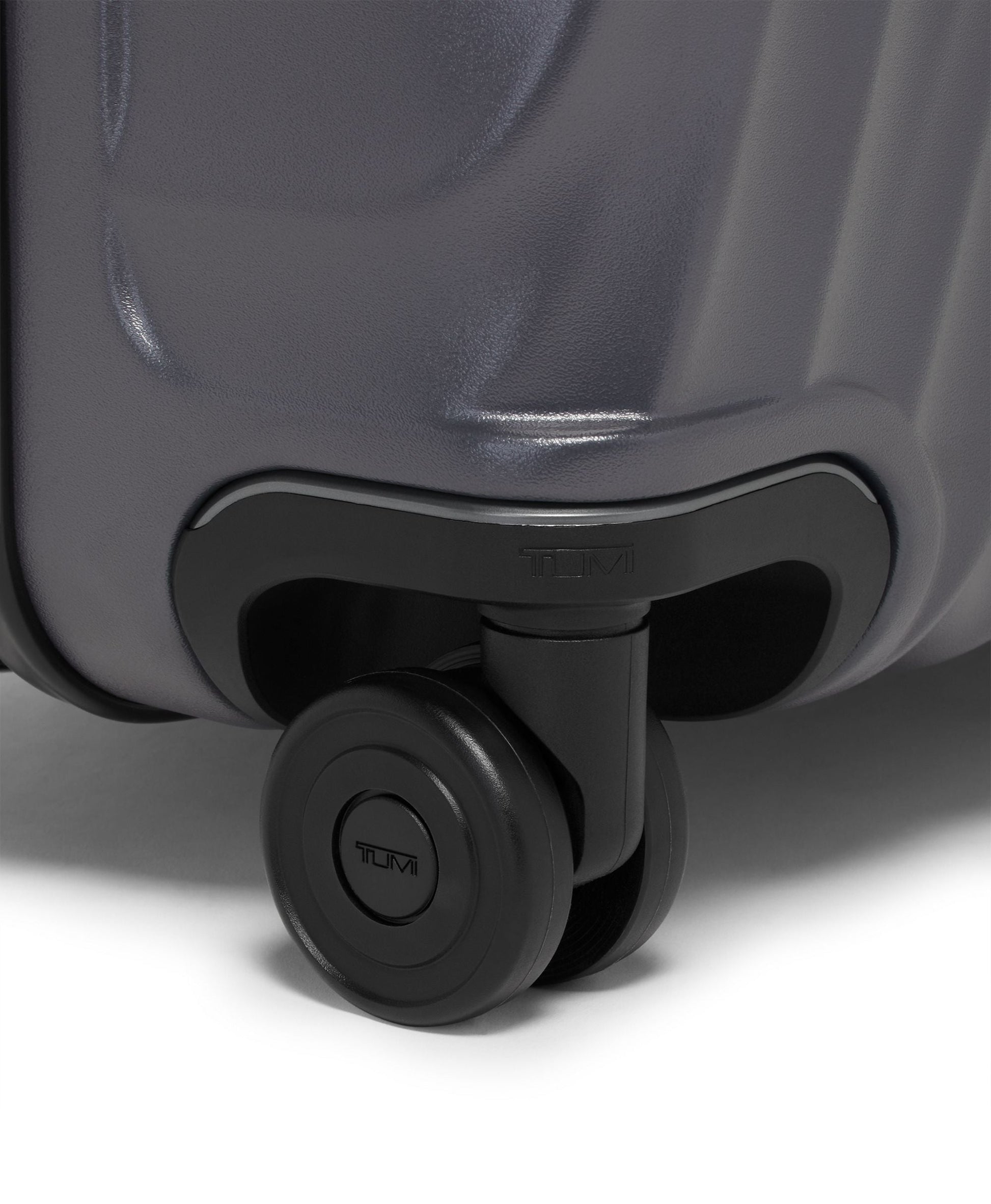 Tumi Luggage Grey Textured Tumi 19 Degree Short Trip Expandable 4 Wheeled Packing Case Medium Luggage - Textured Finish