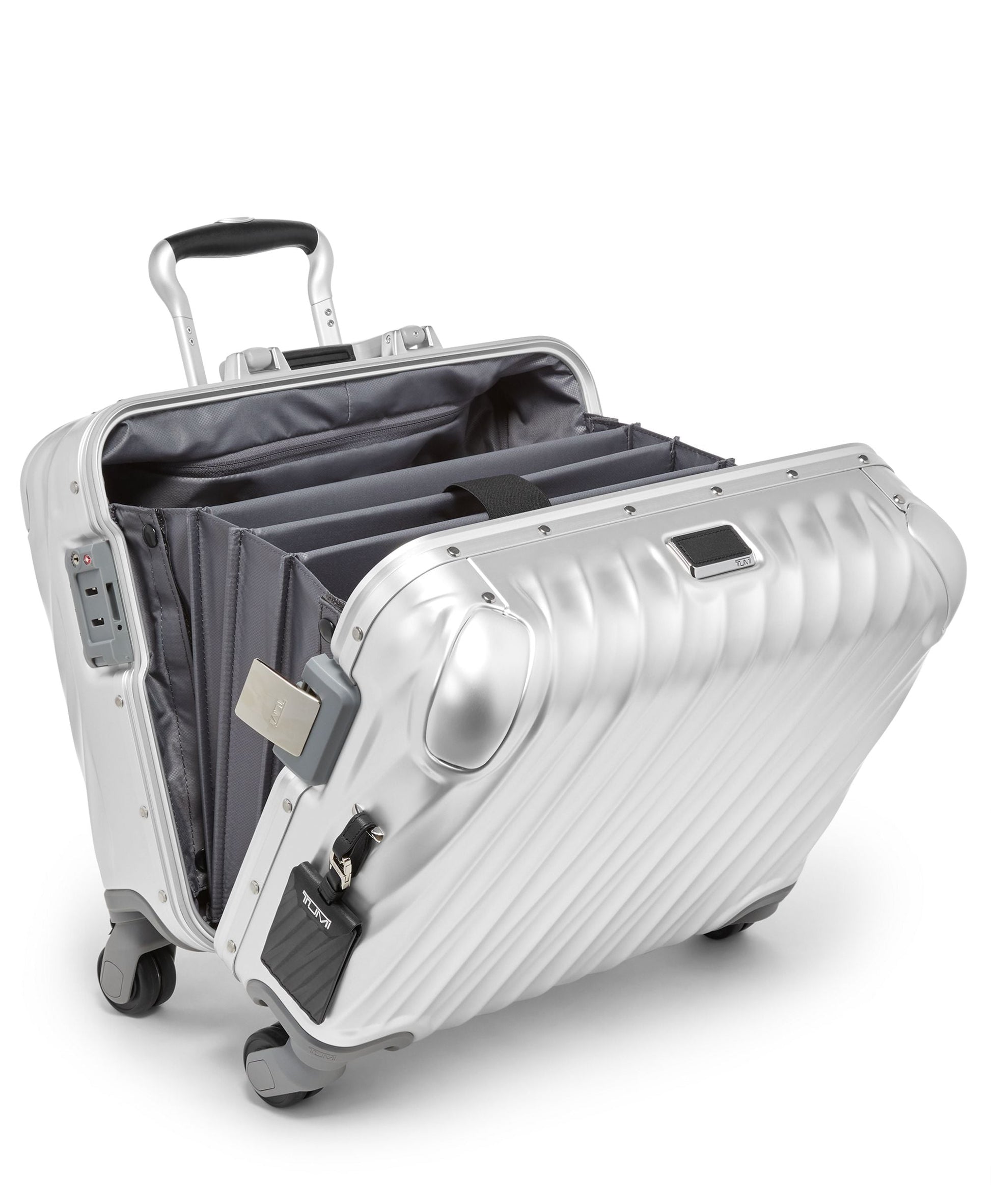 Tumi Luggage Silver Tumi 19 Degree Aluminum Compact Carry-On Underseater Luggage