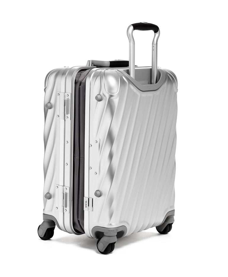 Tumi Luggage Silver Tumi 19 Degree Aluminum International Expandable Carry-On Luggage
