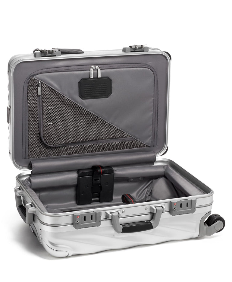 Tumi Luggage Silver Tumi 19 Degree Aluminum International Expandable Carry-On Luggage