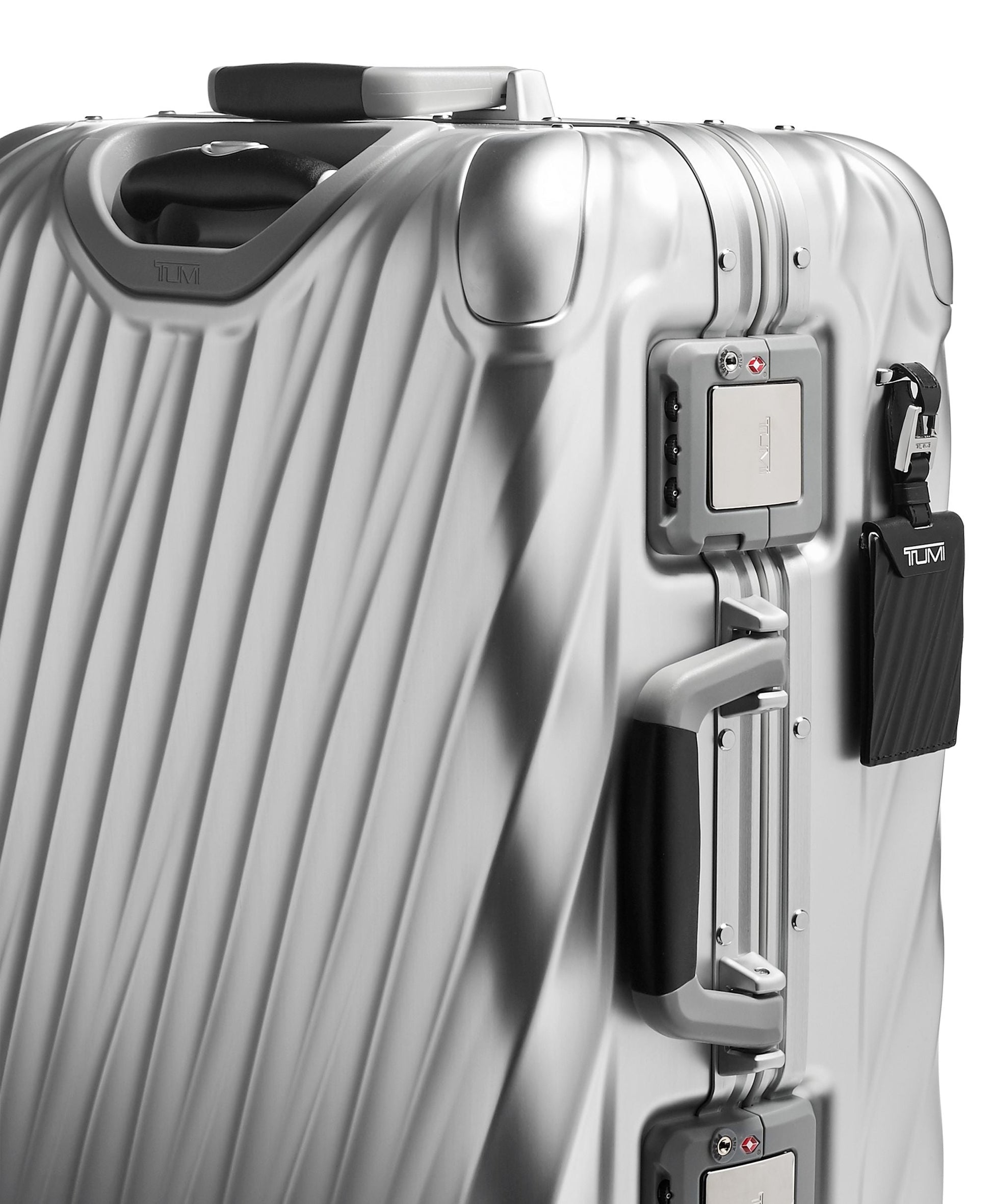 Tumi Luggage Tumi 19 Degree Aluminum Continental Carry-On Luggage