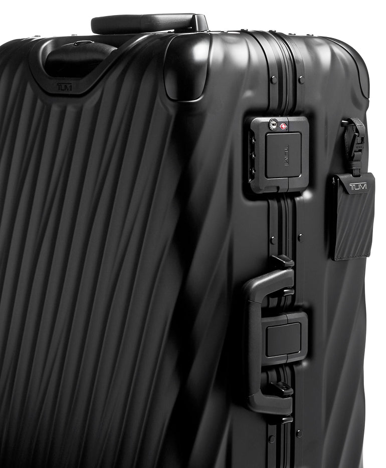 Tumi Luggage Tumi 19 Degree Aluminum Short Trip Packing Case Medium Luggage