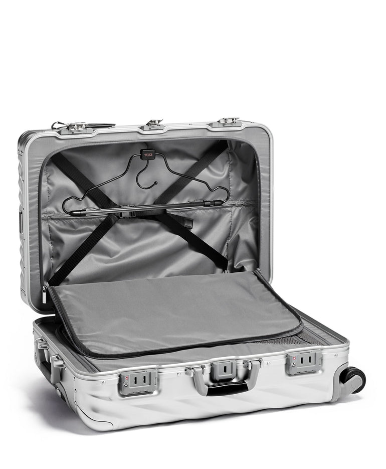 Tumi Luggage Tumi 19 Degree Aluminum Short Trip Packing Case Medium Luggage