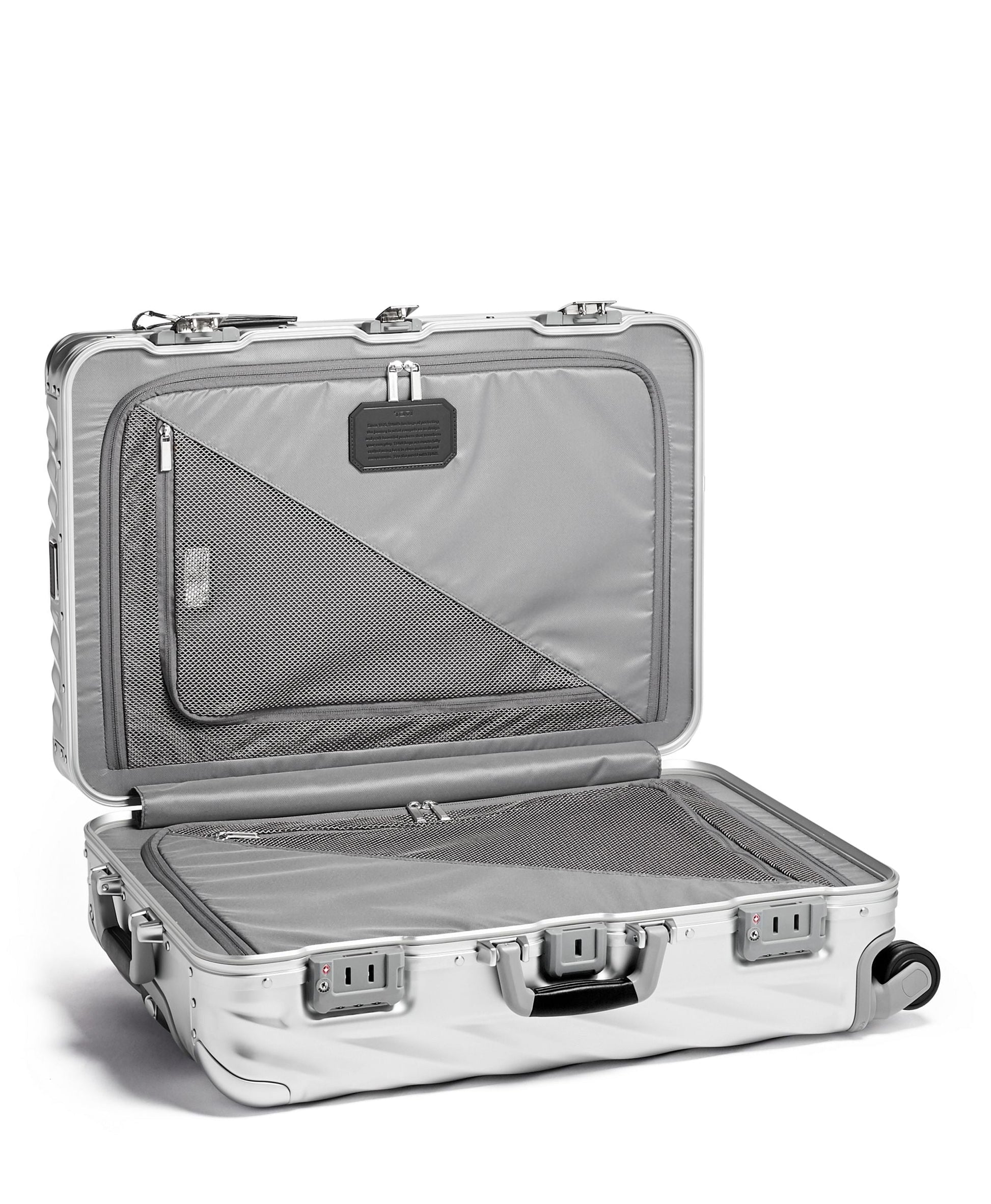 Tumi Luggage Tumi 19 Degree Aluminum Short Trip Packing Case Medium Luggage