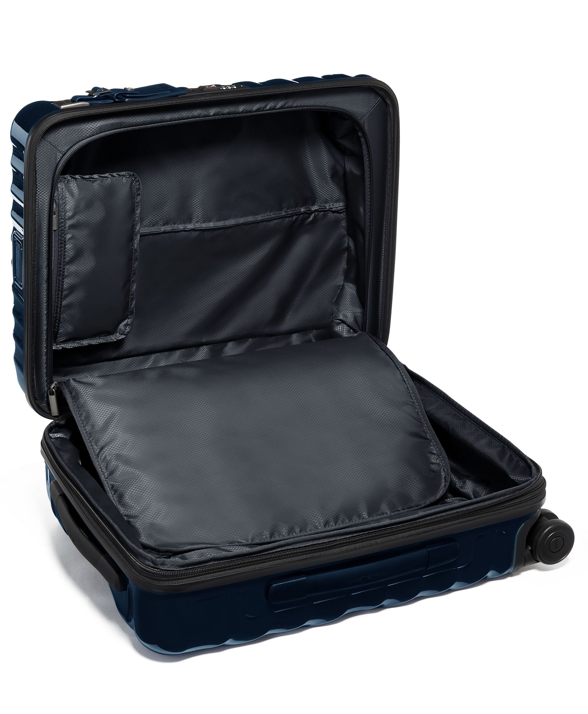 Tumi Luggage Tumi 19 Degree Continental Expandable 4 Wheeled Carry-On Luggage
