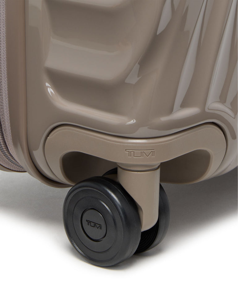 Tumi Luggage Tumi 19 Degree Continental Expandable 4 Wheeled Carry-On Luggage