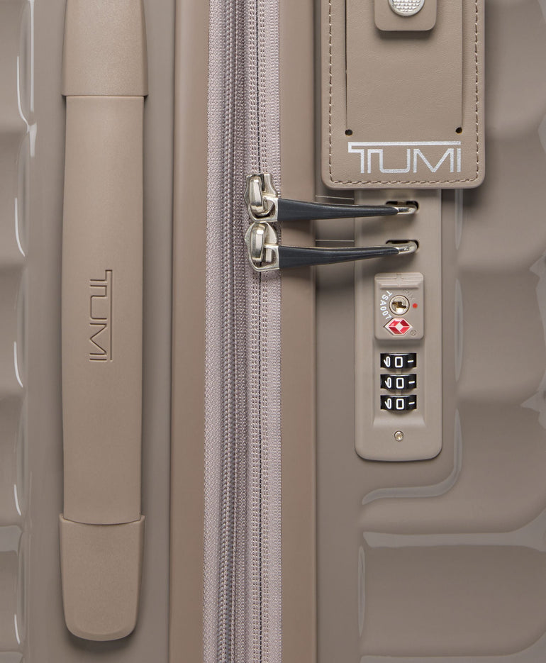Tumi Luggage Tumi 19 Degree Continental Expandable 4 Wheeled Carry-On Luggage