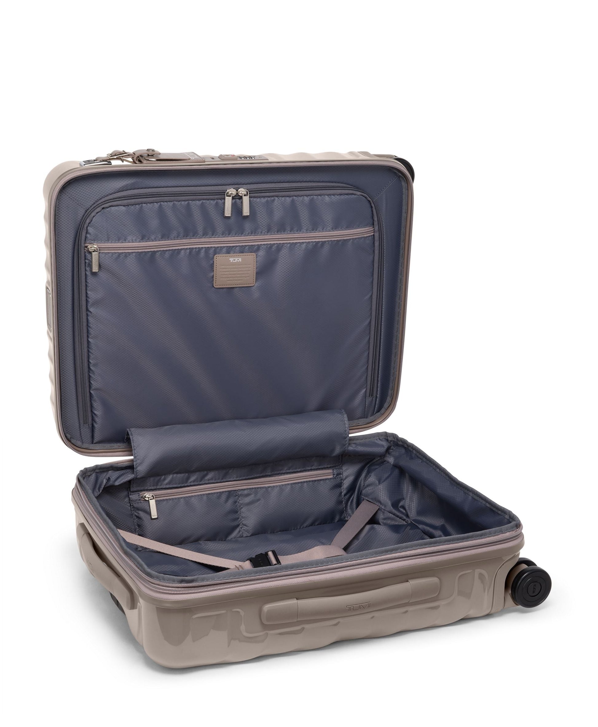 Tumi Luggage Tumi 19 Degree Continental Expandable 4 Wheeled Carry-On Luggage