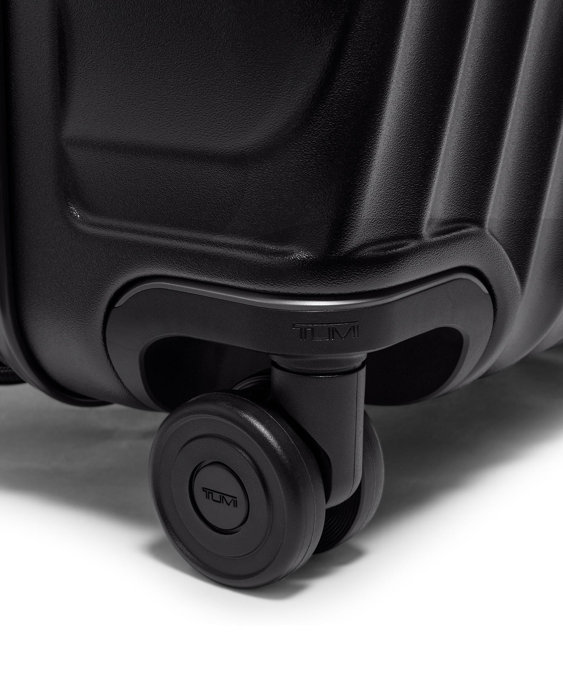 Tumi Luggage Tumi 19 Degree Extended Trip Expandable 4 Wheeled Packing Case Large Luggage - Textured Finish