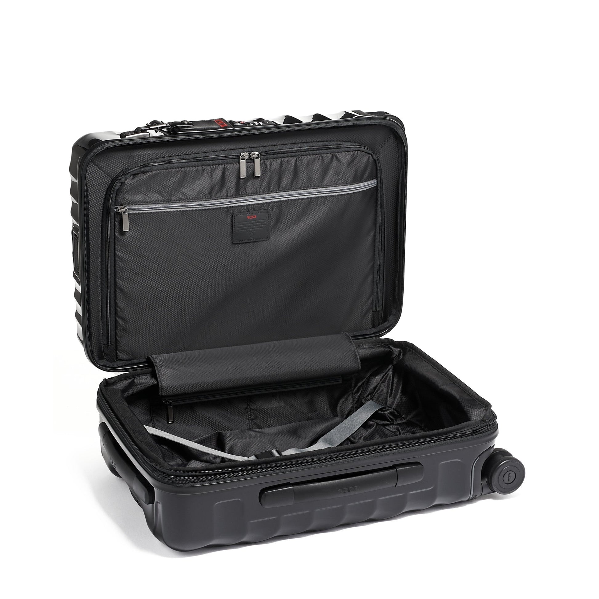 Tumi Luggage Tumi 19 Degree International Expandable 4 Wheeled Carry-On Luggage