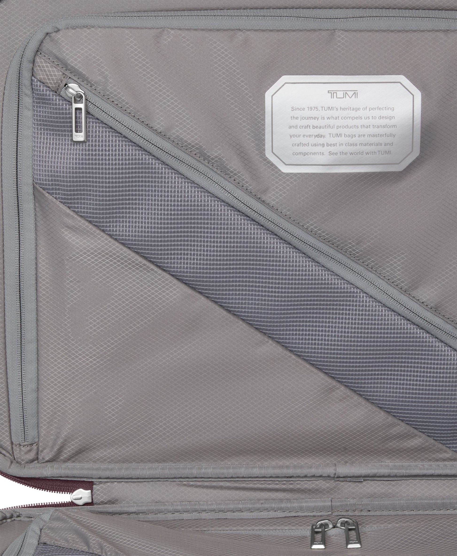 Tumi Luggage Tumi 19 Degree Lite International 4 Wheeled Carry-On Luggage