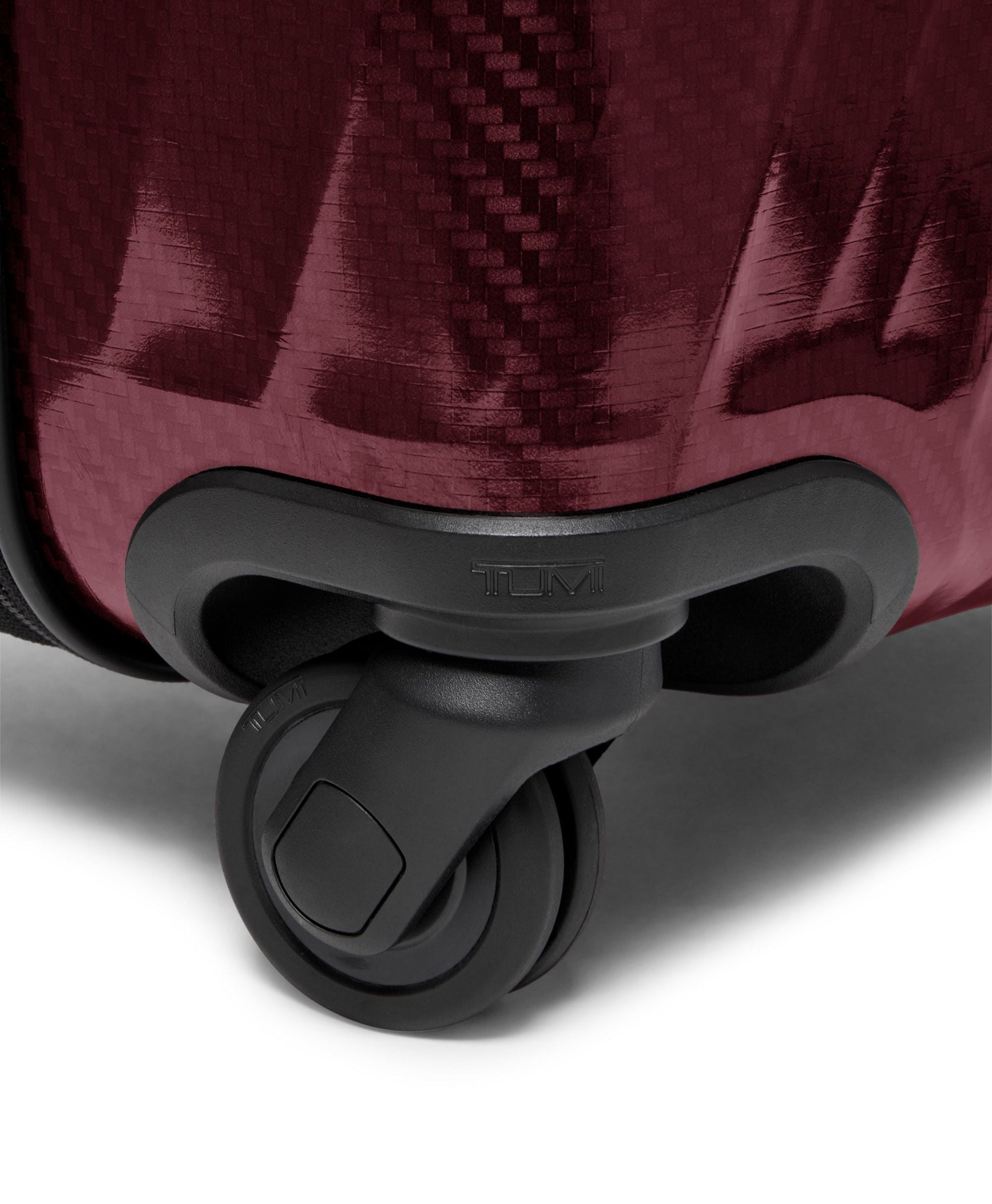 Tumi Luggage Tumi 19 Degree Lite International 4 Wheeled Carry-On Luggage