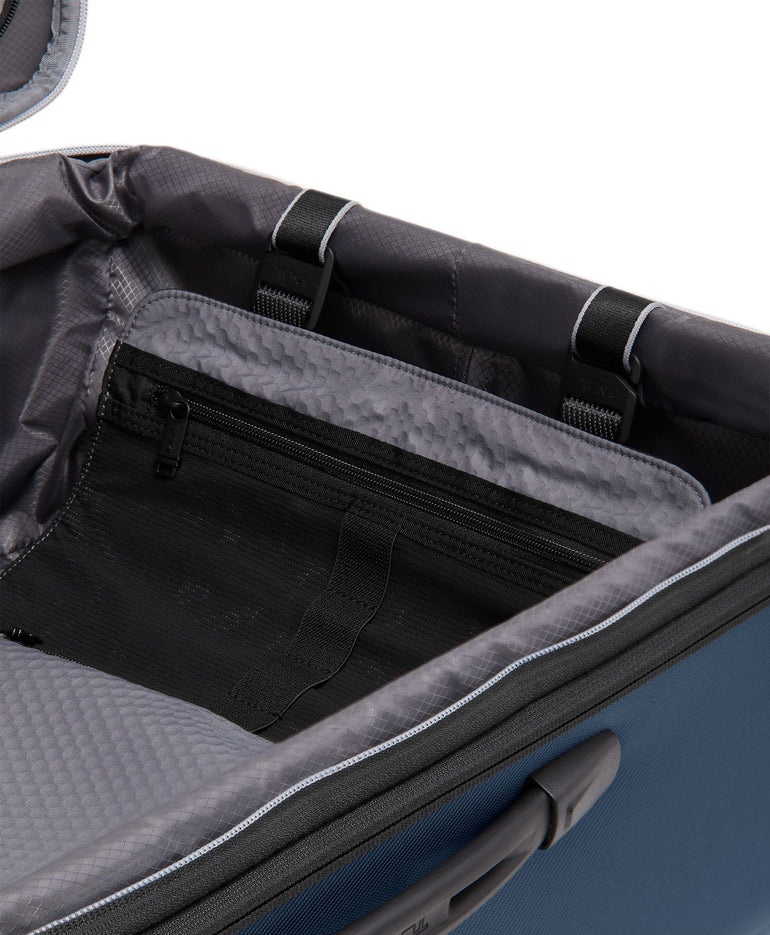 Tumi Luggage Tumi Aerotour Short Trip Expandable 4 Wheeled Packing Case Medium Luggage