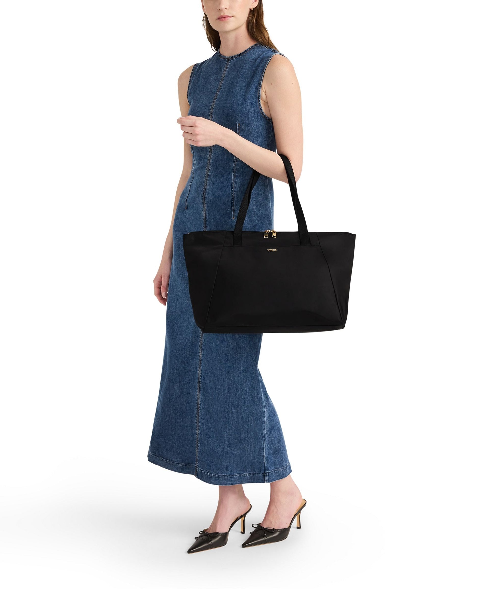 Tumi Tote Bag Tumi Voyageur Just In Case Medium Tote