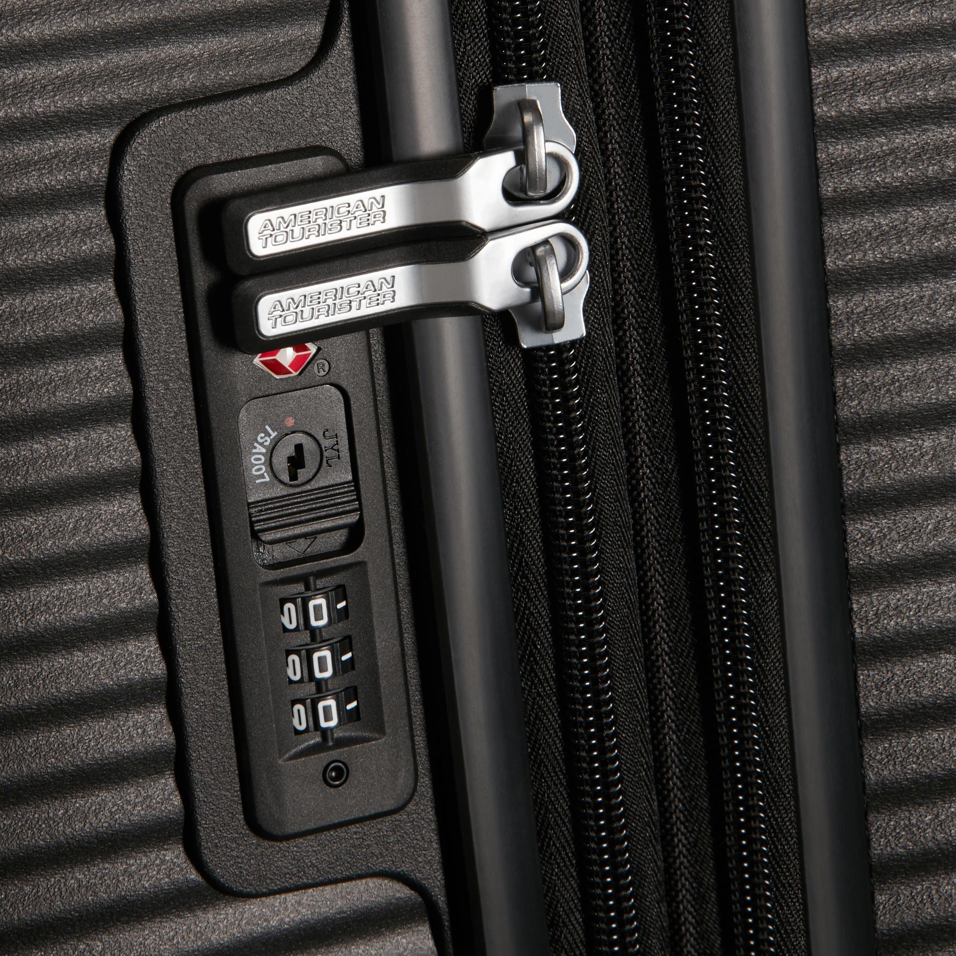 American Tourister Luggage American Tourister Curio 3 Piece Nested Spinner Expandable Set