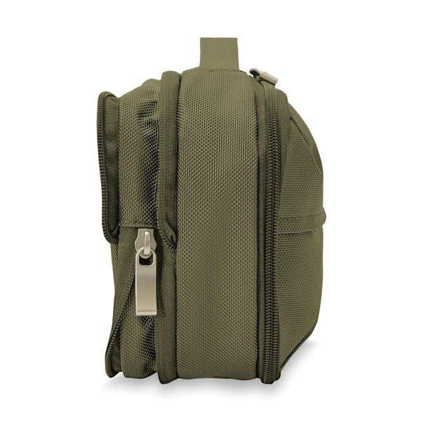 Briggs & Riley Travel Accessories Briggs & Riley NEW Baseline Expandable Essentials Kit