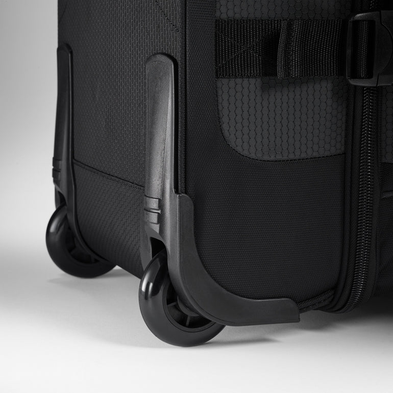 High Sierra Duffles High Sierra Fairlead Collection 22" Drop Bottom Duffle