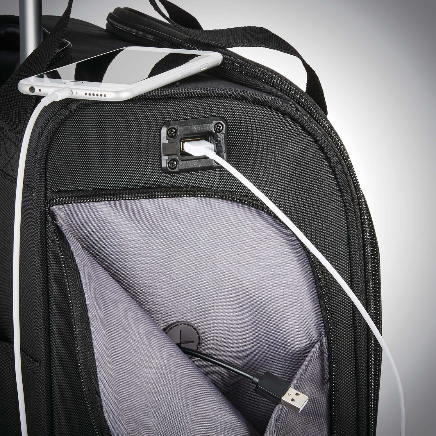 Samsonite Underseater Samsonite Spinner Underseater with USB Port