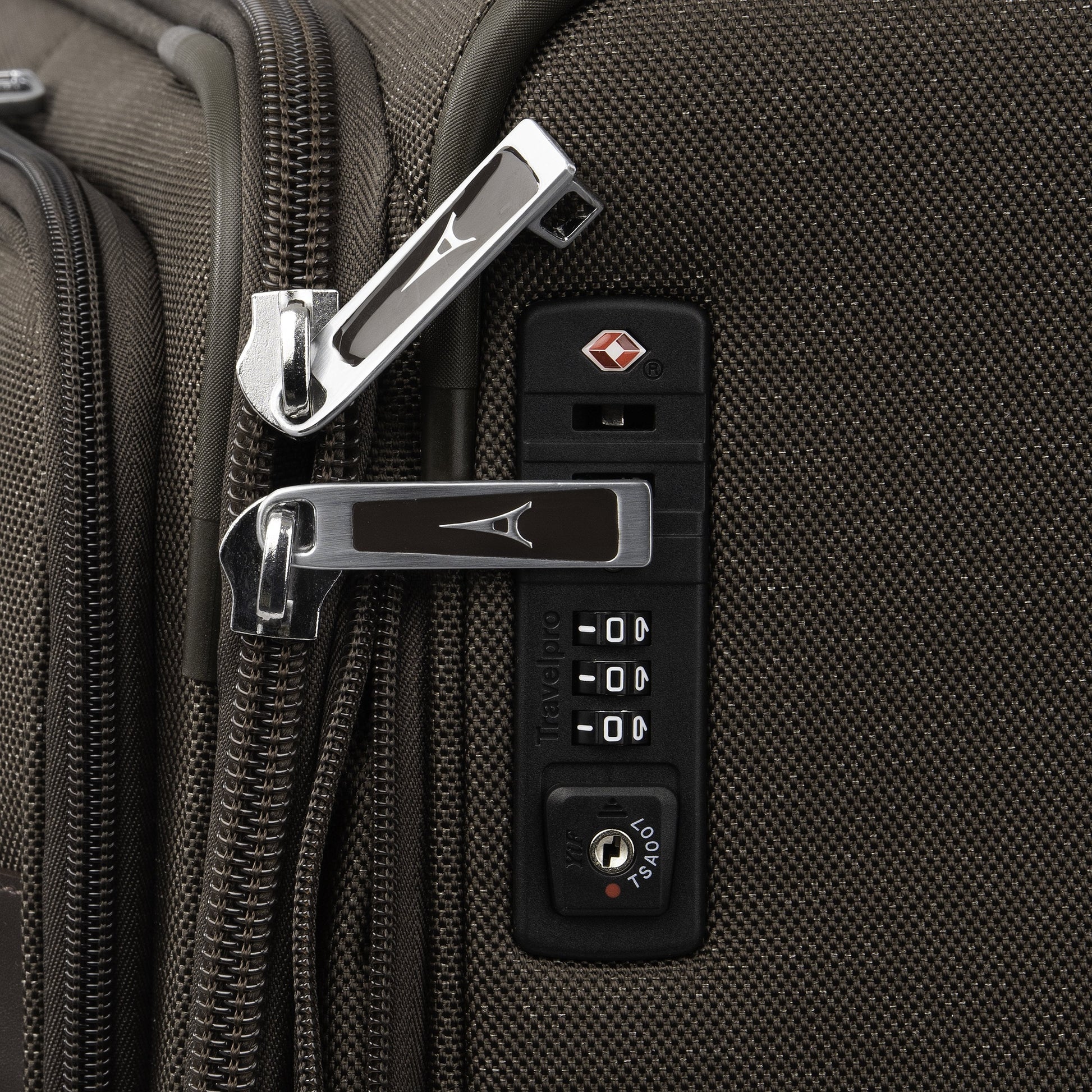 Travelpro Luggage Travelpro Platinum Elite 25 Inch Expandable Spinner Luggage